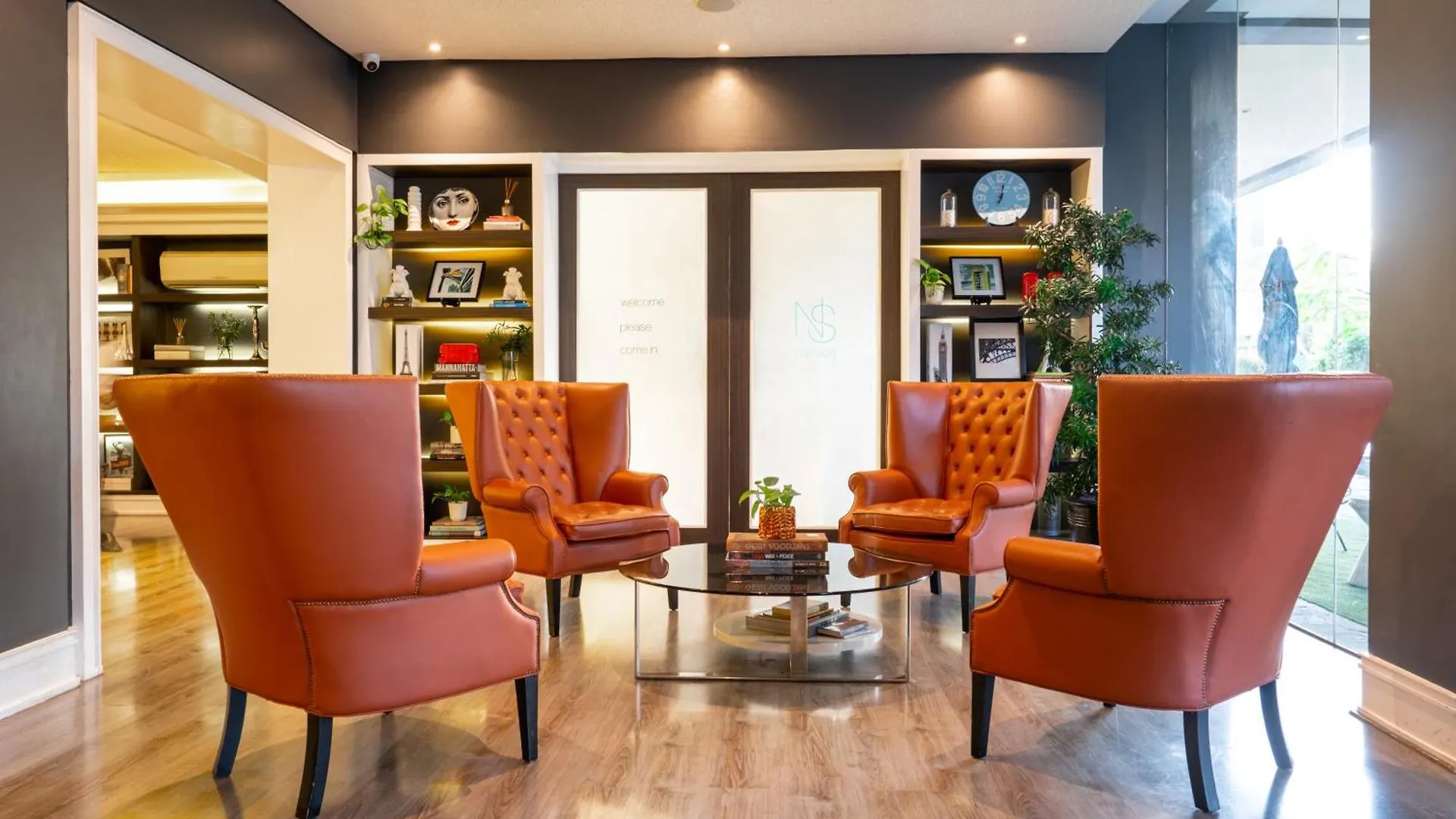 Azumi Boutique Hotel, Multiple Use Hotel Staycation Approved Muntinlupa City