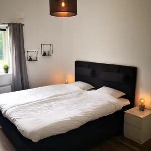 Couette-café Arrive Bed & Breakfast,
