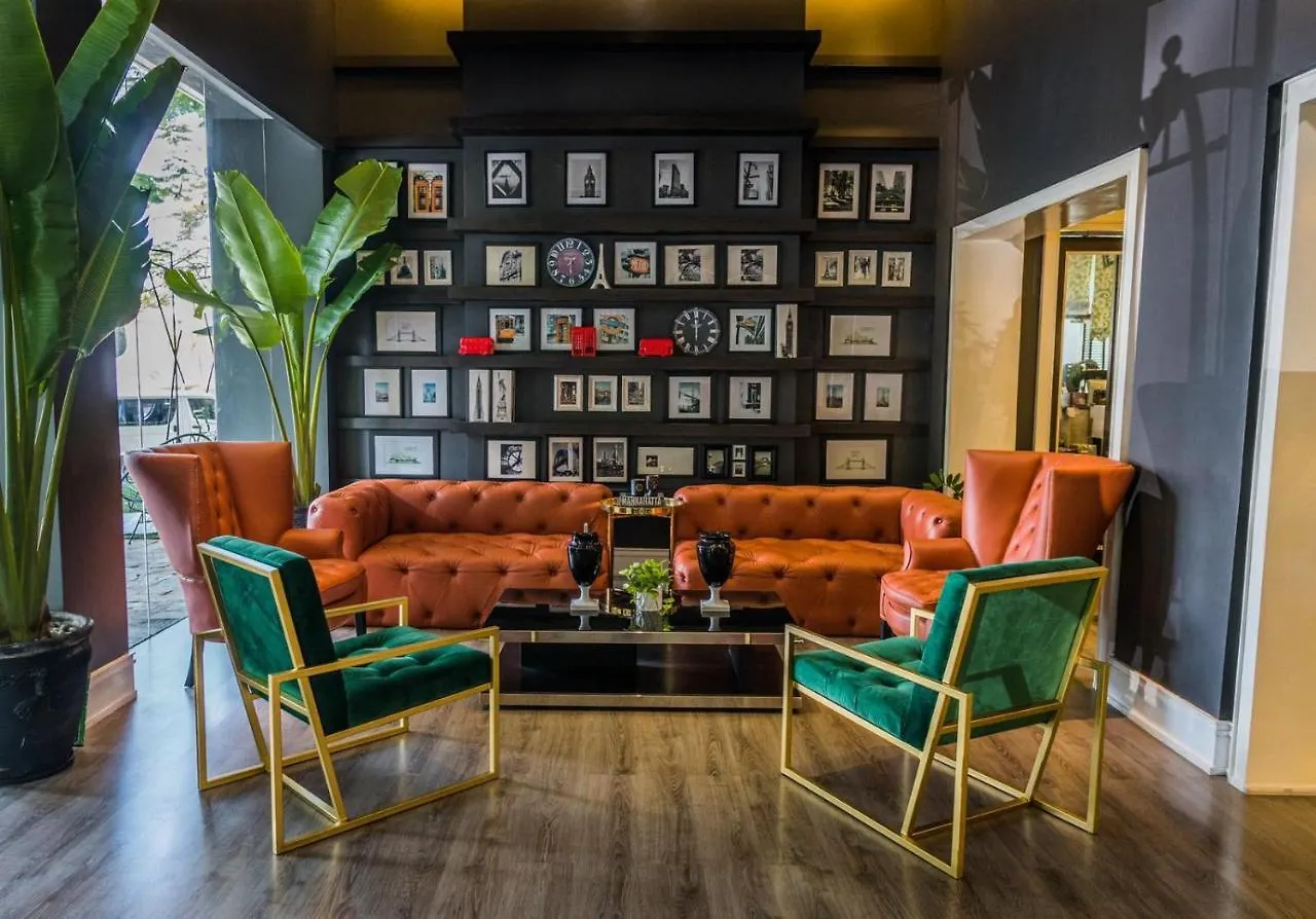 Azumi Boutique Hotel Muntinlupa City