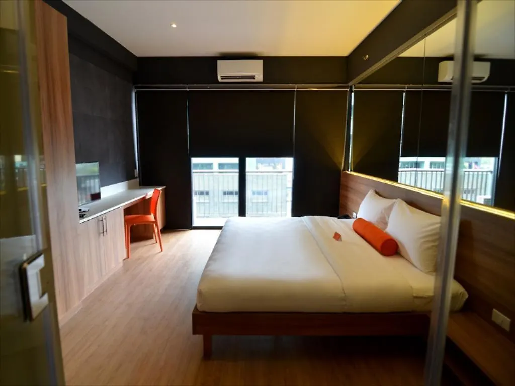 ****  Azumi Boutique Hotel Muntinlupa City Philippines