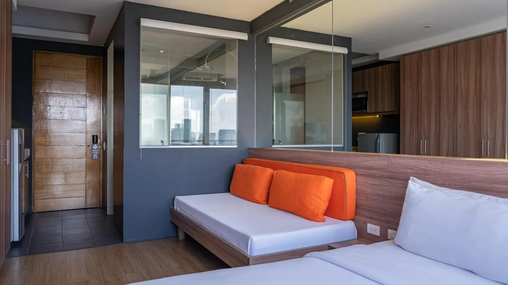 Azumi Boutique Hotel Muntinlupa City