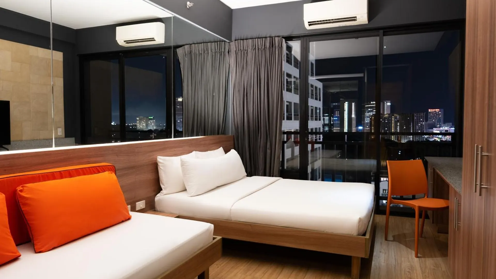 Azumi Boutique Hotel Muntinlupa City