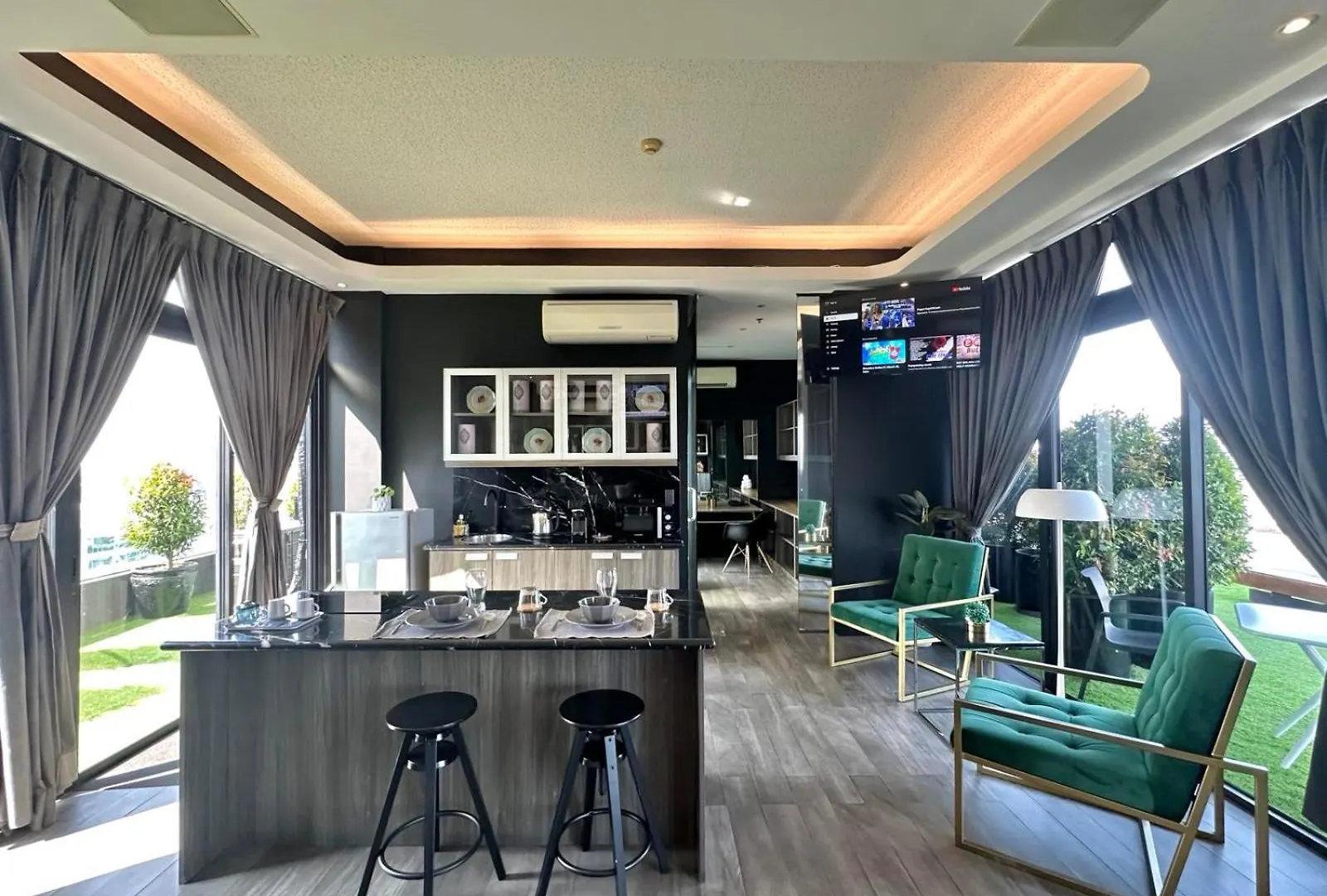 Azumi Boutique Hotel Muntinlupa City