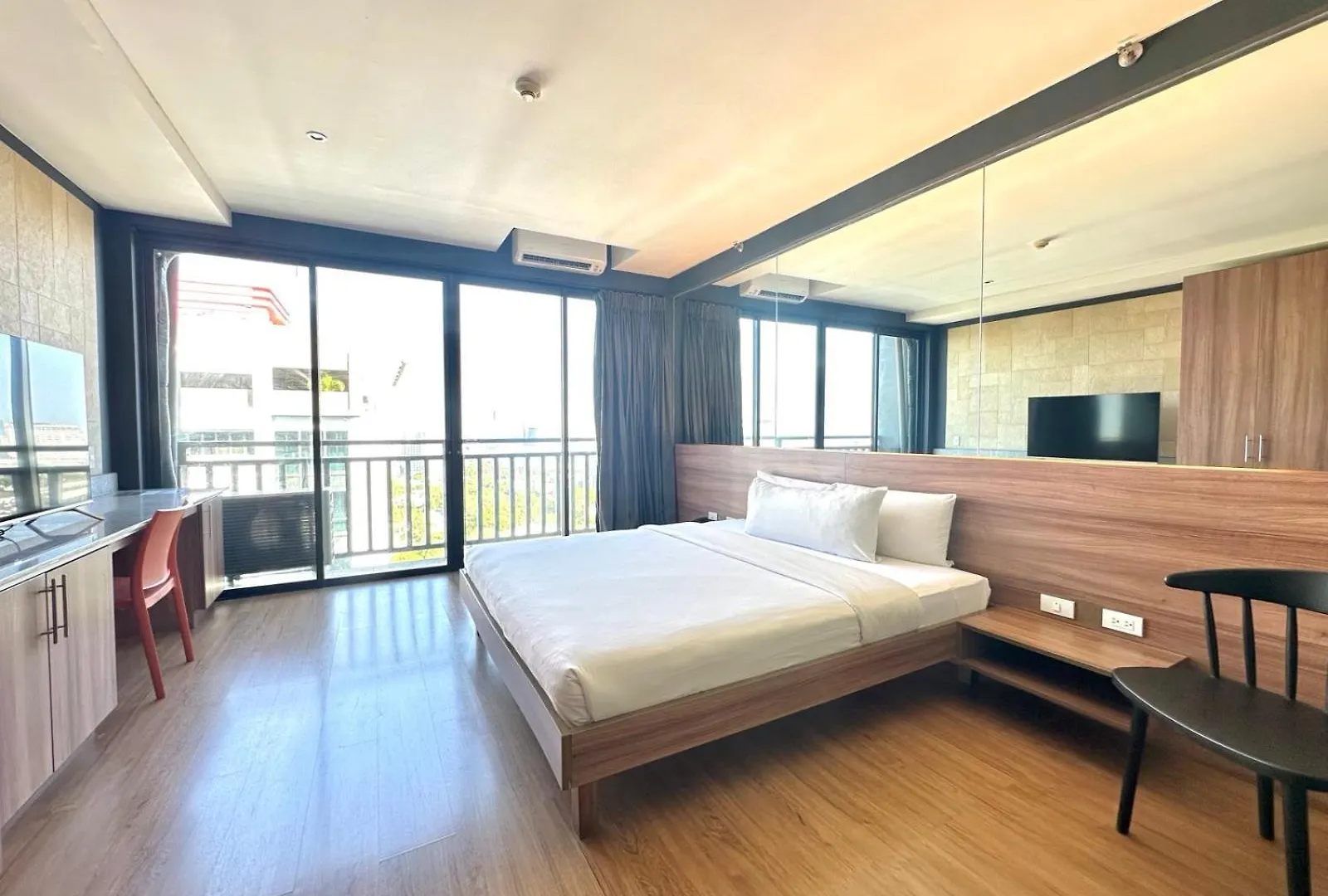Azumi Boutique Hotel Muntinlupa City