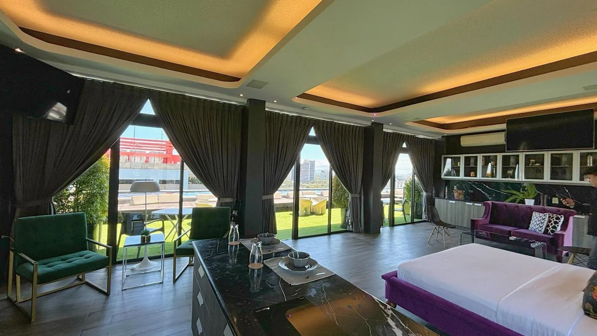 Azumi Boutique Hotel Muntinlupa City Philippines